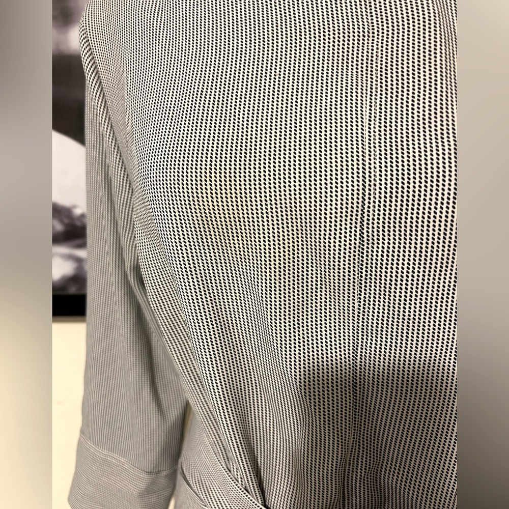 Dress - Picture 2 of 7